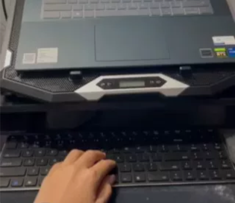 女生自用Dell戴尔灵越16plus762...