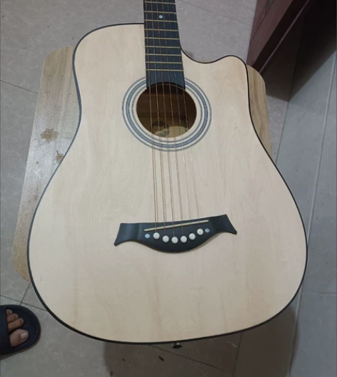 41寸单板吉他便宜出手了，全新，包含配件，...