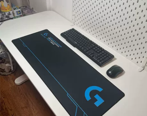 出罗技鼠标垫大号桌垫RNG签名鼠标垫锁边加...