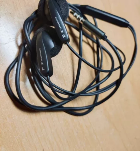 SENNHEISRE/森海塞尔经典耳机，德...