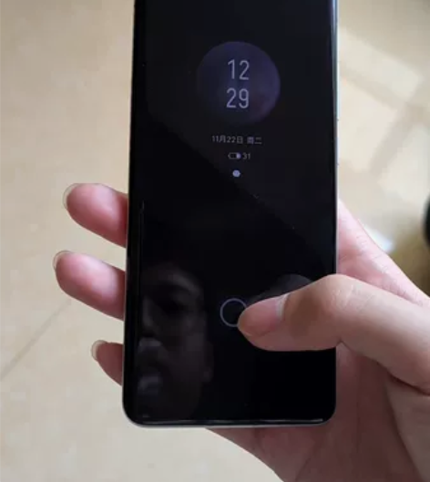 魅族18 顶配 踏雪 12+256 如图9...