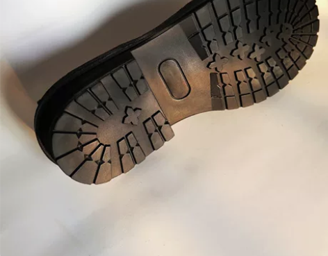 大头娃娃鞋！就穿过……5次不到！因为我喜欢...