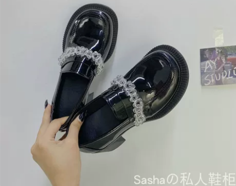 2021英伦风复古玛丽珍鞋粗跟大头娃娃鞋休...