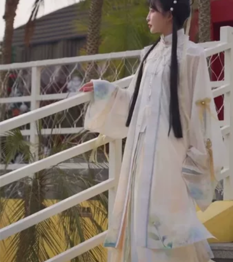 都城南庄温如言大全套。（出租）S码 可（免...