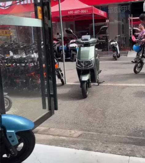 今年9月4号入手的哈罗电动车,带手机app...