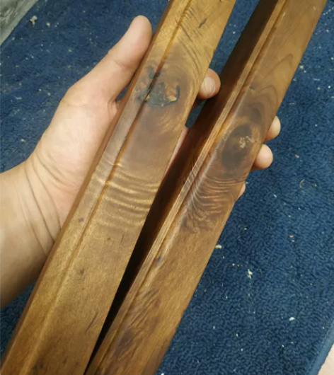 老金丝楠木镇尺,水波纹明显,做工规整,全品...