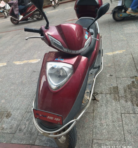 女装摩托车闲置现转让，只跑了2000公里，...