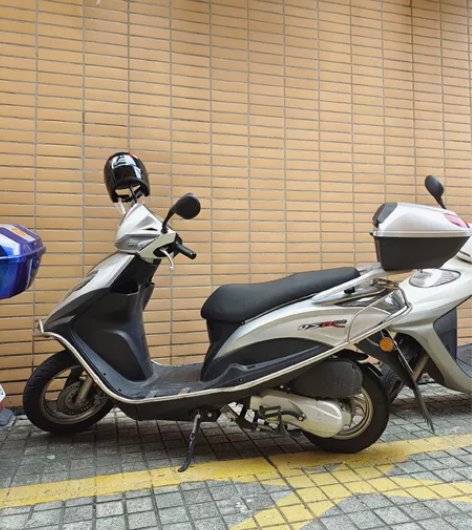 国产125cc代步买菜小踏板，21年5月的...