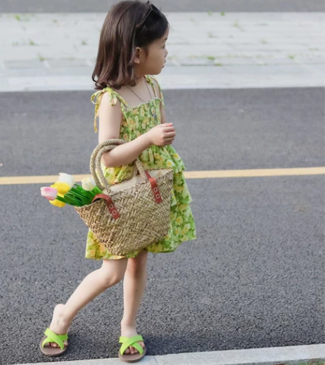 2022夏季新款连衣裙女童小清新田园风碎花...