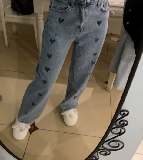 鞠婧祎明星同款爱心牛仔裤女秋新款宽松休闲直...