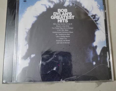 盒坏，未拆封，正版CD，20包邮 感兴趣的...