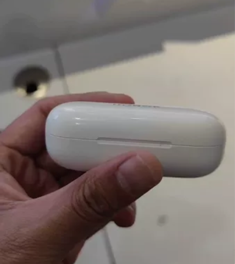 荣耀flypods3 正常使用。功能正常，...