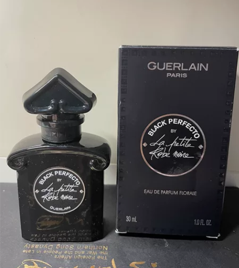 黑色雪加香水，30毫升仅试喷。 感兴趣的话...