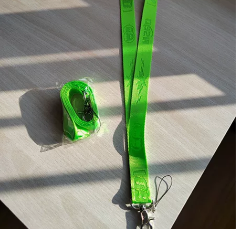 M26D开业限定 荧光绿手机挂绳 一个20...