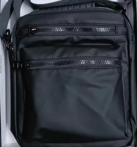 【低价处理】男士  尼龙包  单肩  牛津...