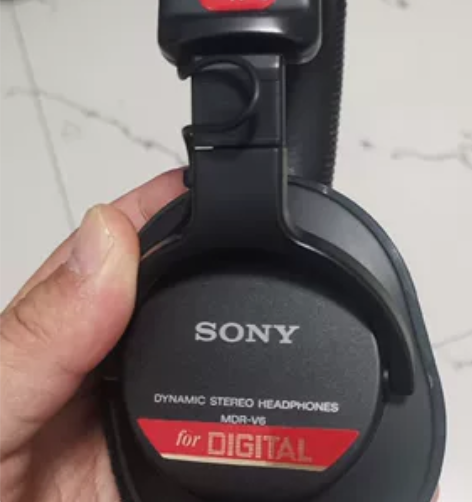 索尼原装 mdr-v6 监听耳机 耳机几乎...