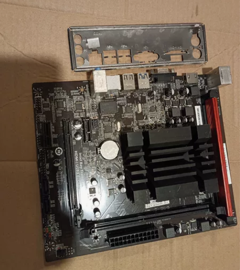 七彩虹主板C.Q1900M全固态版V20，...