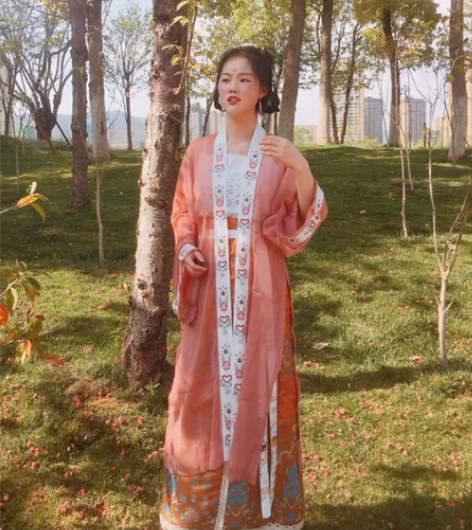 【出/换】乐兴隆妆花来料宋旋裙裙子穿一未洗...