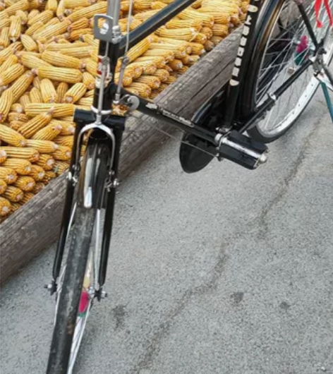 80年代永久16型自行车，横梁有中国上海字...