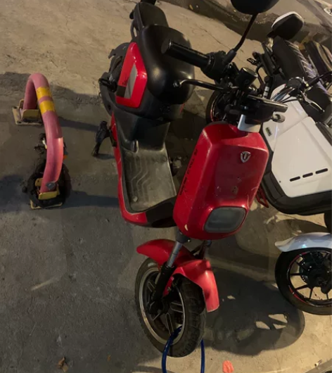 台铃电动车，没有电池，只有车架.也没有合格...