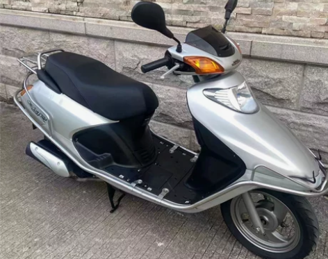 原装正品五羊本田喜悦小公主100cc省油二...