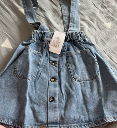 全新100码牛仔背带裙 看好下单 不退不换...