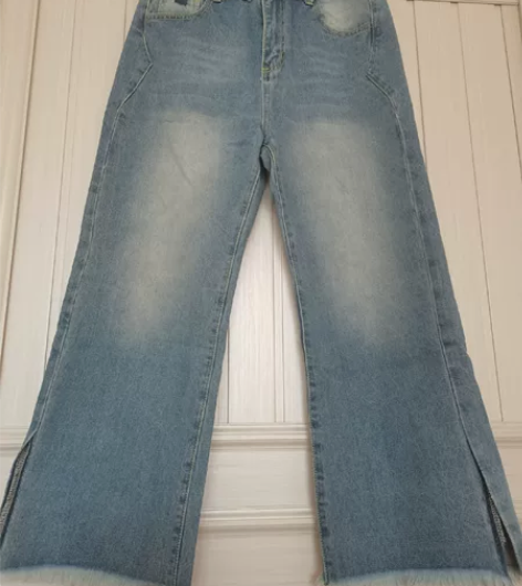 女士牛仔裤高腰阔腿直筒裤全新 高腰款，腰围...