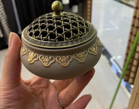 陶砂描金炉盘香炉香薰炉 全新的，非常漂亮的...