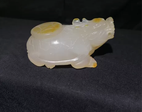 天然玉雕龙龟摆件，长9.5厘，宽5.8厘米...