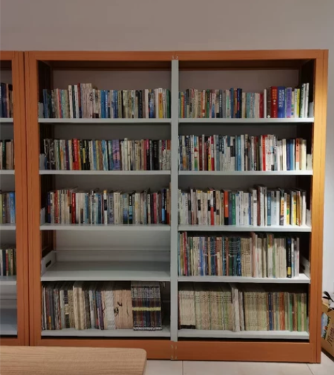 北京地区上门收书。按本结算。 回收各种旧图...