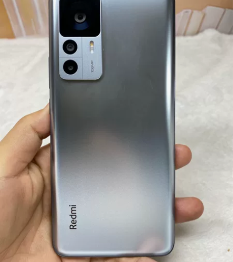 红米K50至尊版  12+256G内存，第...