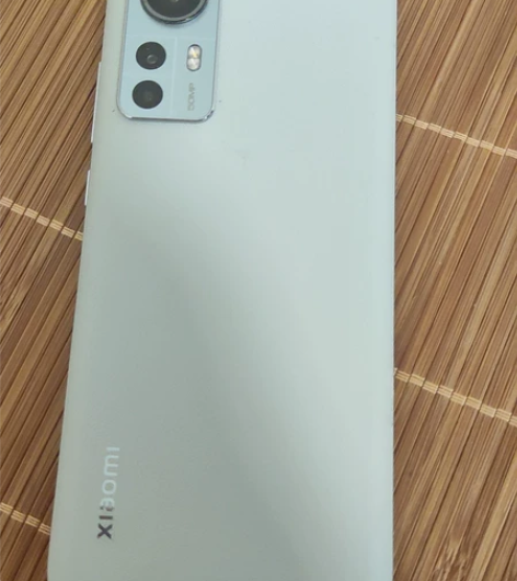 小米12   256g内存 8g运存  使...