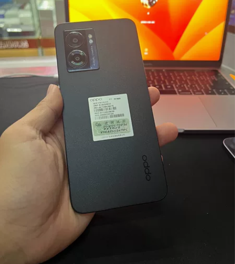 oppo a57 买了四个月 感兴趣的话...