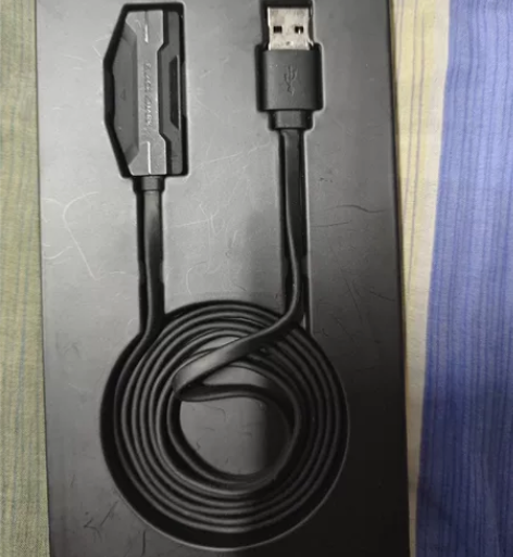 黑鲨3s磁吸充电线原装的因为手机卖了就出手...