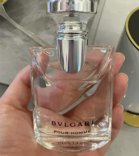 宝格丽香水 买回来喷了几次 剩余量图上有 ...