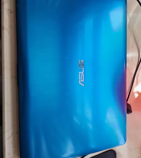 华硕笔记本电脑,i7处理器,676g内存,...