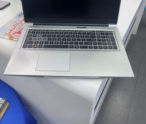 机械革命 处理器：i7-10750h 内存...