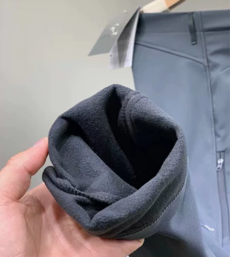 抗风挡雨，柜台售无的款式…… 将高科技户外...