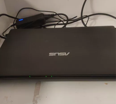 15.5存华硕笔记本4g内存，120g固态...