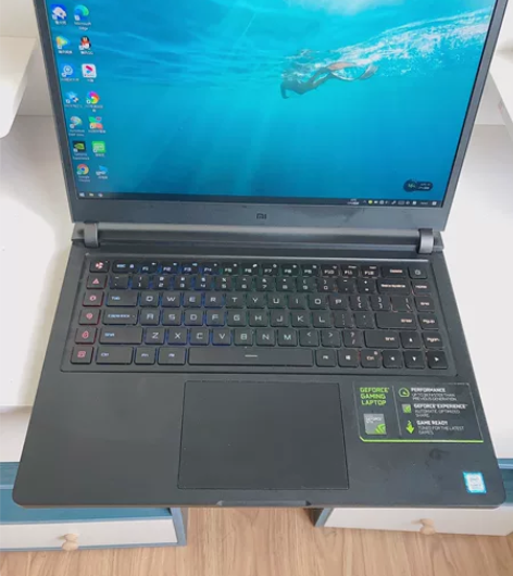 小米15.6寸笔记本 i7 8750h g...