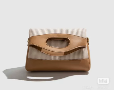 斜挎包大容量 女士斜挎包复古小众秋冬款 没...