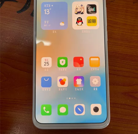 ?魅族18x，6+128 左上角有小磕碰准...