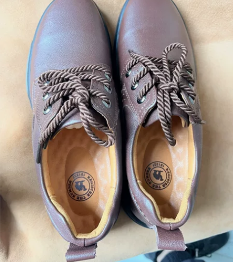 8873棕色40。特价。骆驼男鞋真皮爸爸鞋...