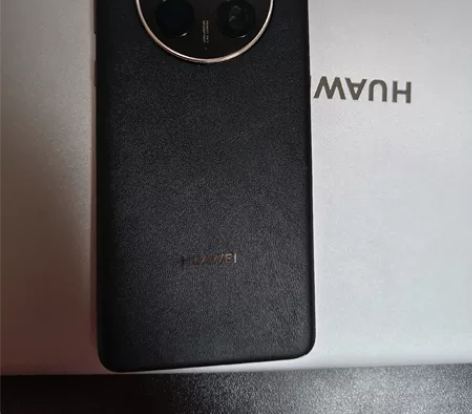 华为mate50pro 昆仑破晓 带1年碎...