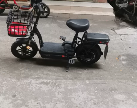 哈啰棒途智能电动车转让，手机app启动关锁...