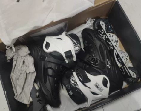 Freestyle费斯轮滑鞋 35码 原价...