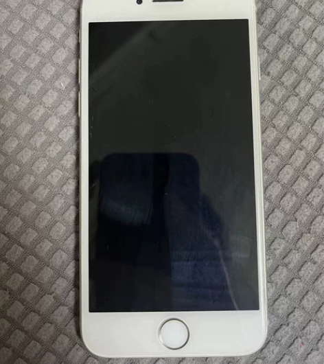 iPhone 8手机，内存64g，轻微瑕疵...