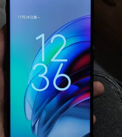 摩托罗拉Edge S (5G) 6+128...