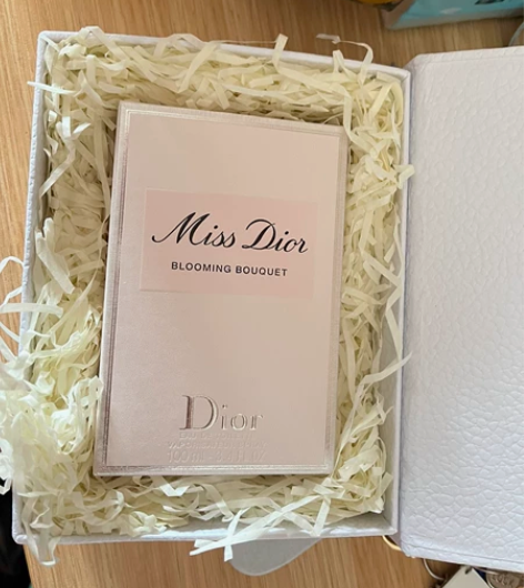 Dior花漾甜心香水，拆封未使用，淘宝商家...
