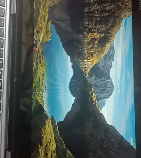 个人一手联想电脑可以反转过来当平板可以触屏...